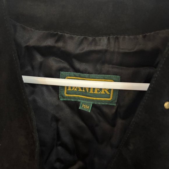 Vintage suede studded bolero jacket ! put measurements in pics * accepting offer - Picture 2 of 7